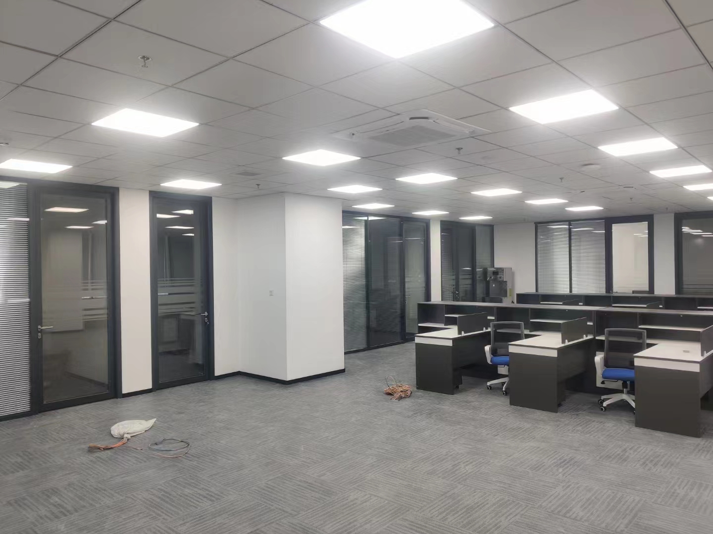 上海金山廠房裝修_漕涇工業區2000平方工廠裝修圖片